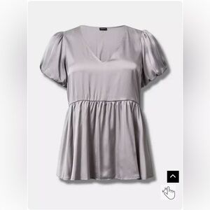 NWT satin v-neck puff short sleeve blouse 2X/18-20 silver